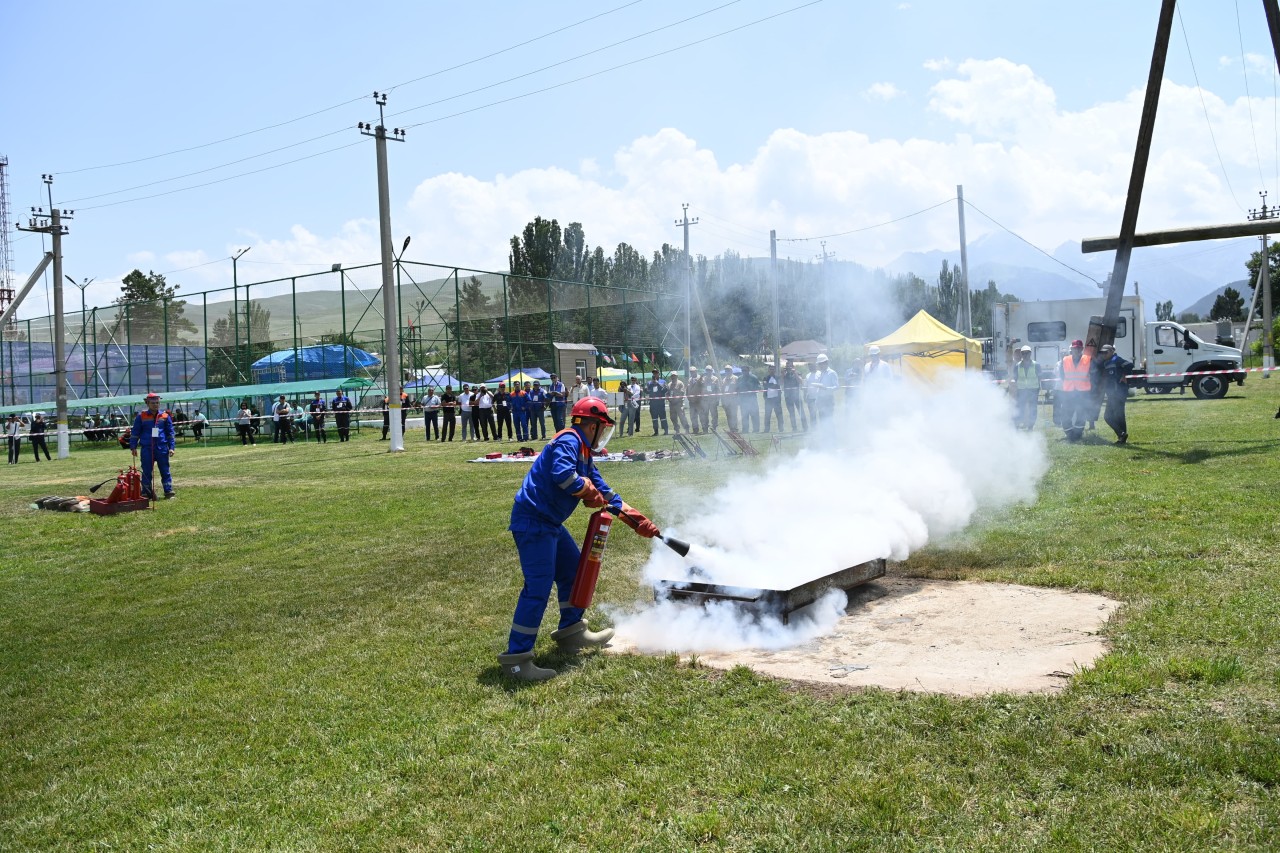 “Azərişıq” mütəxəssisləri Qırğızıstanda 2 nominasiya üzrə qalib olublar - FOTO/VİDEO